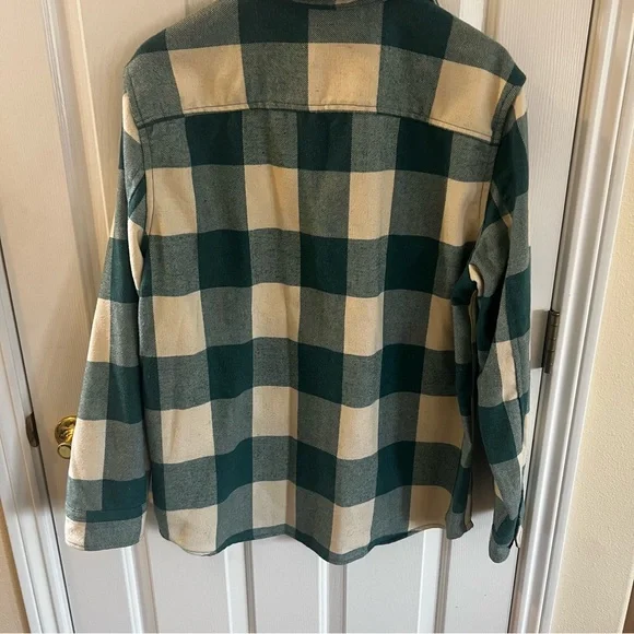 H&M Teal Green and Cream Plaid Felted Flannel Overshirt. Size Large. - Picture 5 of 6